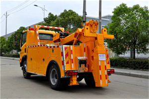 通海高速路拖车费